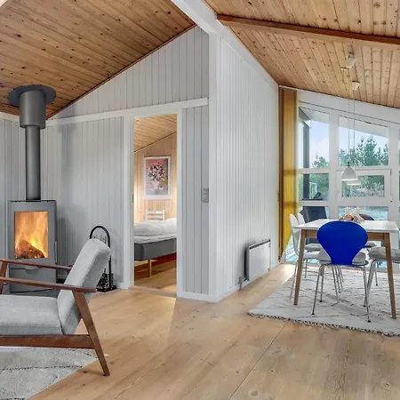 Beautiful In With 3 Bedrooms And Wifi Ferienhaus