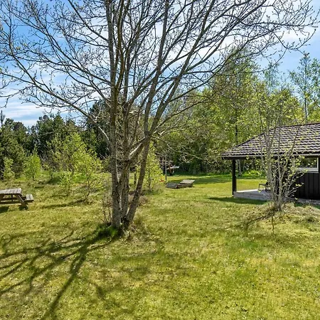 Beautiful In With 3 Bedrooms And Wifi *